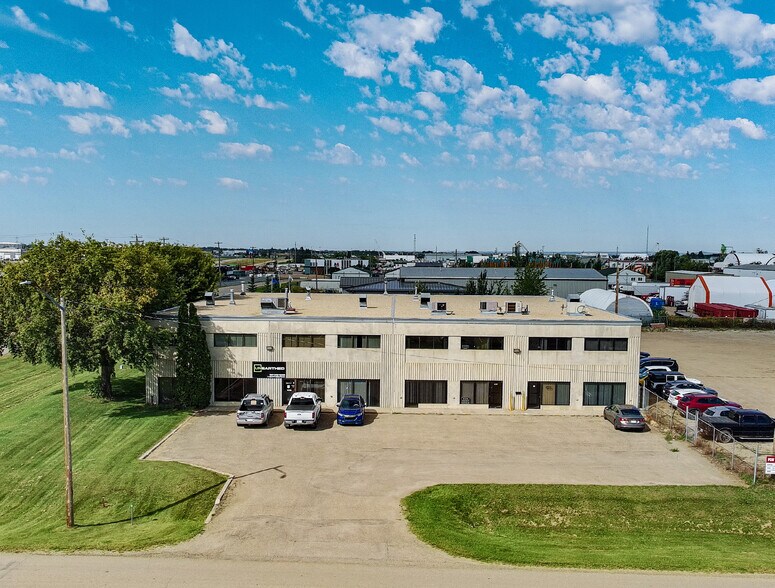 10294 David Rd, Acheson, AB à louer - Photo de l’immeuble – Image 3 sur 9