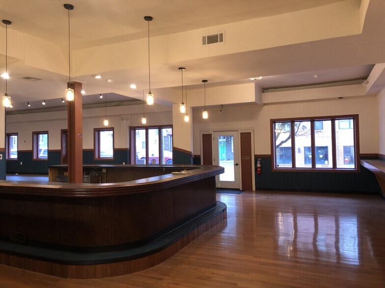 141 Locust St, Columbia, PA à louer - Photo de l’immeuble – Image 2 sur 8