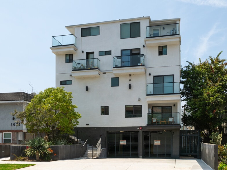 3667 Mentone Ave, Los Angeles, CA à vendre - Photo de l’immeuble – Image 2 sur 21