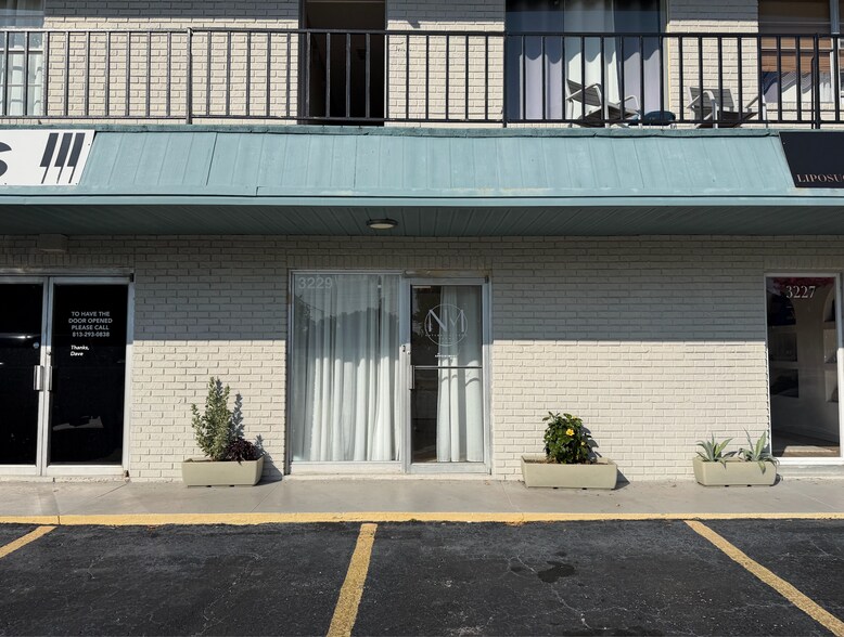 3227-3233 W Cypress St, Tampa, FL à louer - Photo de l’immeuble – Image 3 sur 13