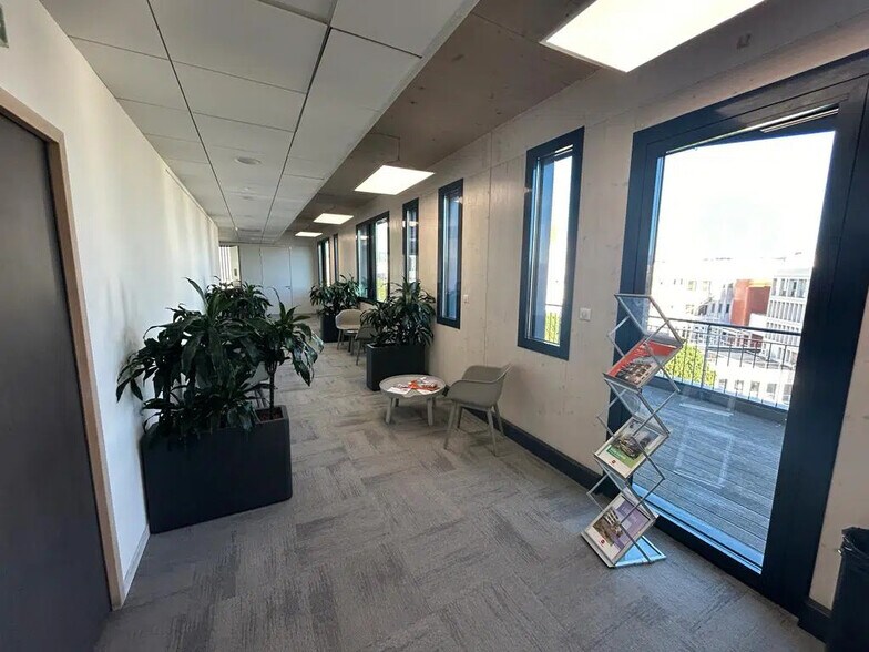 418 Boulevard National, Marseille à louer - Photo de l’immeuble – Image 3 sur 17