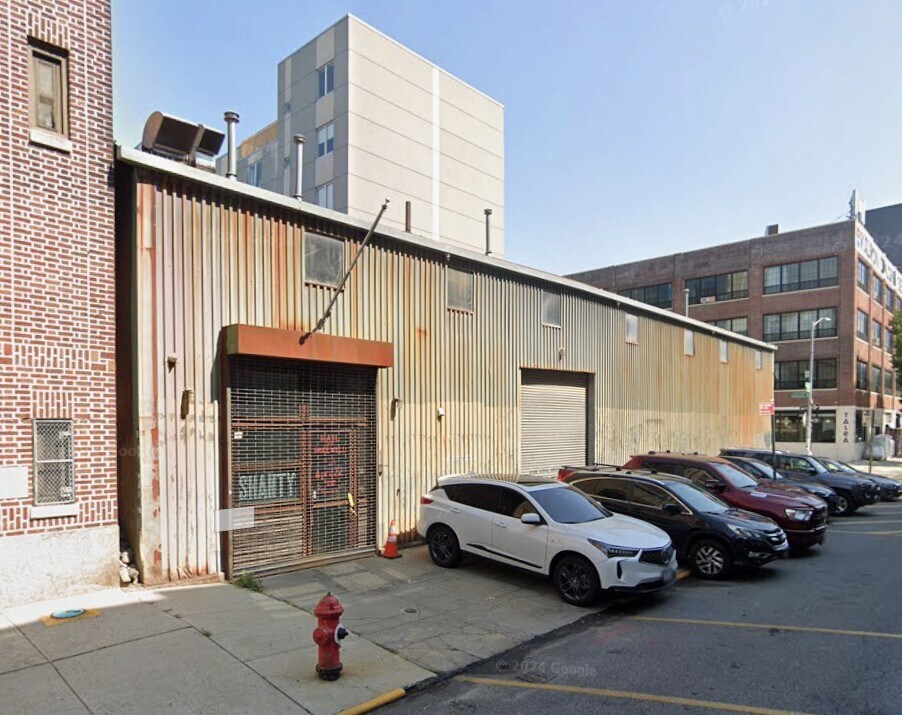 405 Leonard St, Brooklyn, NY à vendre Photo de l’immeuble– Image 1 sur 5