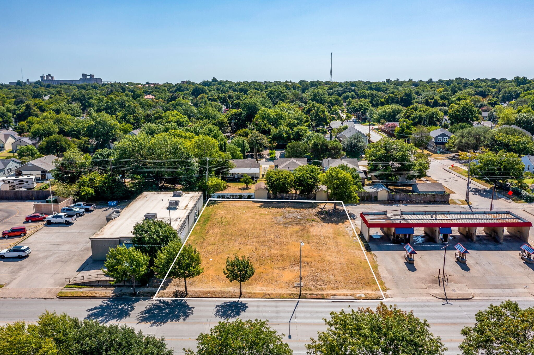 2525 8th Ave, Fort Worth, TX à vendre Photo de l’immeuble– Image 1 sur 18