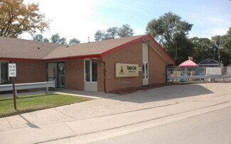 Plus de détails pour 324 E Green St, Bensenville, IL - Local commercial à vendre