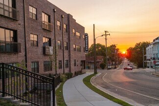 Plus de détails pour 400 Douglas Ave, Nashville, TN - Logement à vendre