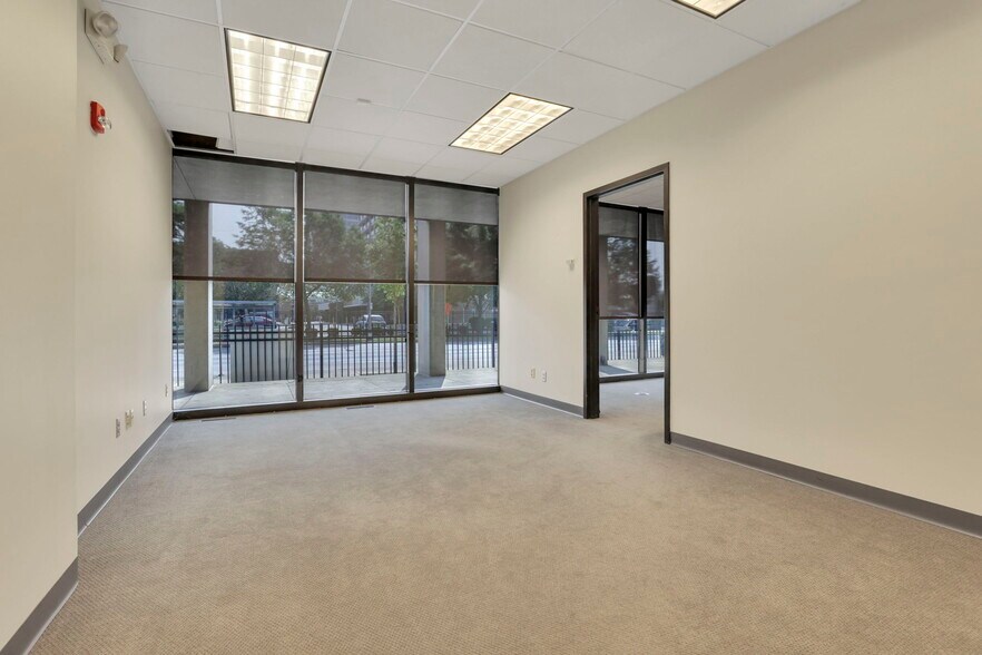 141 E Town St, Columbus, OH à louer - Photo de l’immeuble – Image 2 sur 52