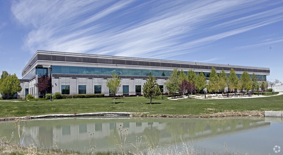 2737 S Corporate Park Dr, West Valley City, UT à vendre - Photo de l’immeuble – Image 2 sur 9