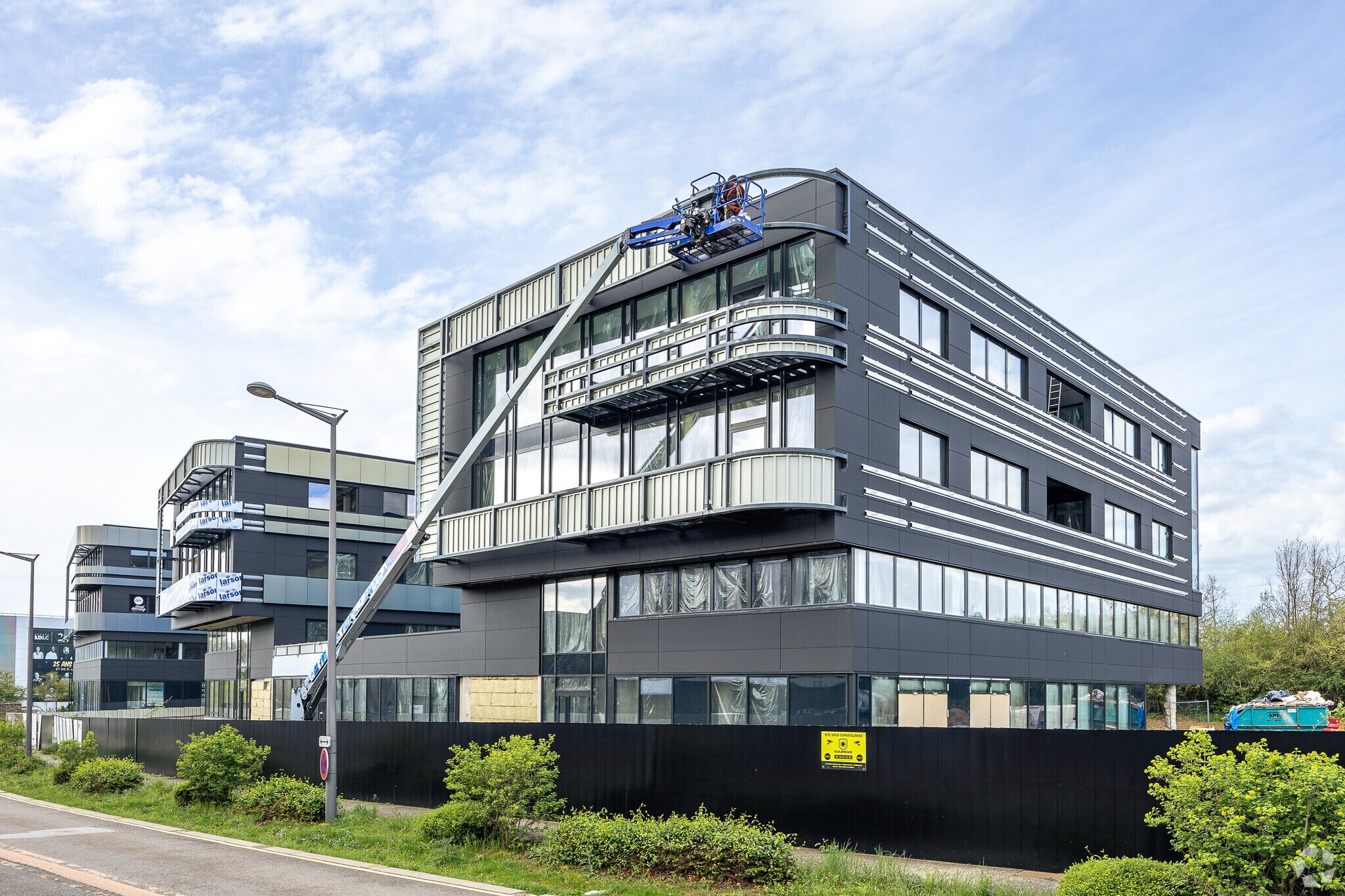 157-217 Allée Des Frènes, Limonest à vendre Photo principale– Image 1 sur 3