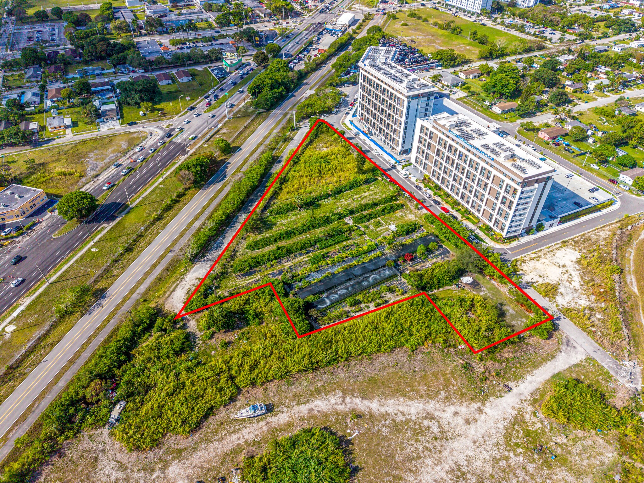 SW 117th Ave, Miami, FL à vendre Photo de l’immeuble– Image 1 sur 24