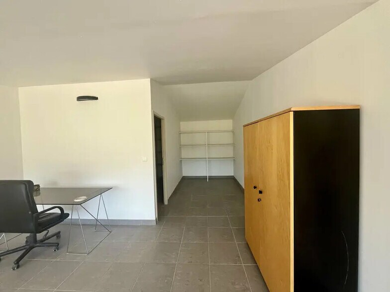 Bureau dans Aix-en-Provence à louer - Photo de l’immeuble – Image 3 sur 12