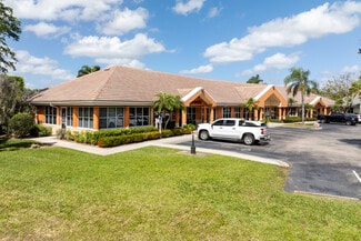 Plus de détails pour 11940 Fairway Lakes Dr, Fort Myers, FL - Local commercial à vendre