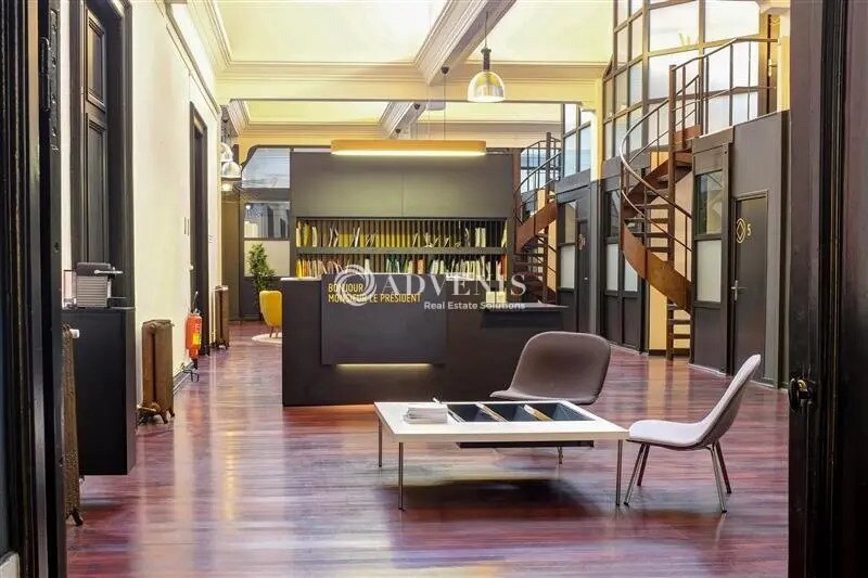 Bureau dans Roubaix à vendre - Photo de l’immeuble – Image 2 sur 12