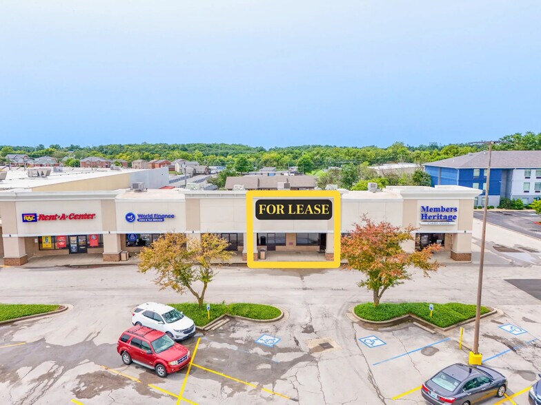 1023-1039 N Main St, Nicholasville, KY à louer - Photo de l’immeuble – Image 2 sur 2