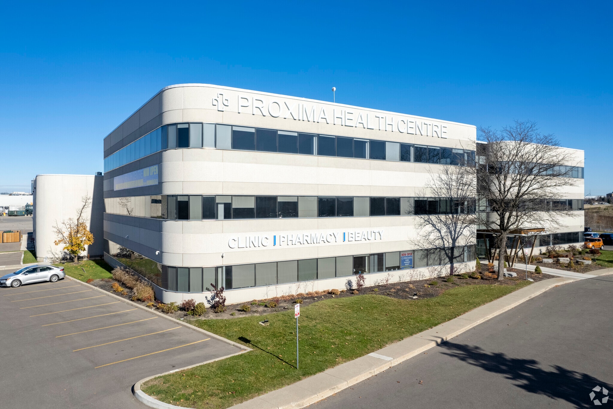 320 Matheson Blvd W, Mississauga, ON à louer Photo principale– Image 1 sur 15