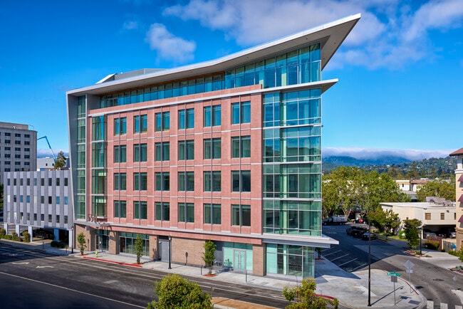 Plus de détails pour 550 Allerton St, Redwood City, CA - Bureau à louer