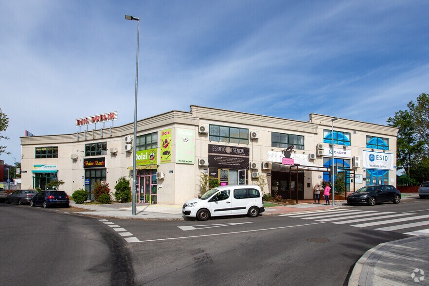 Calle Dublín, 39, Las Rozas de Madrid, Madrid à louer - Photo de l’immeuble – Image 2 sur 2