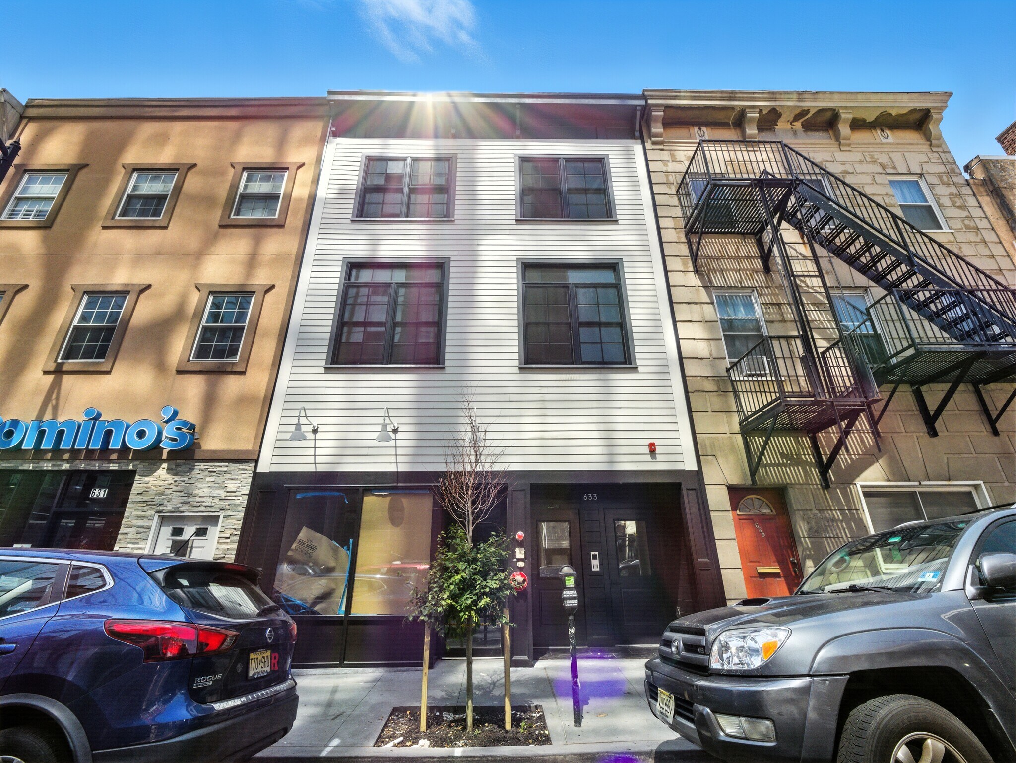 633 Newark Ave, Jersey City, NJ à louer Photo de l’immeuble– Image 1 sur 12