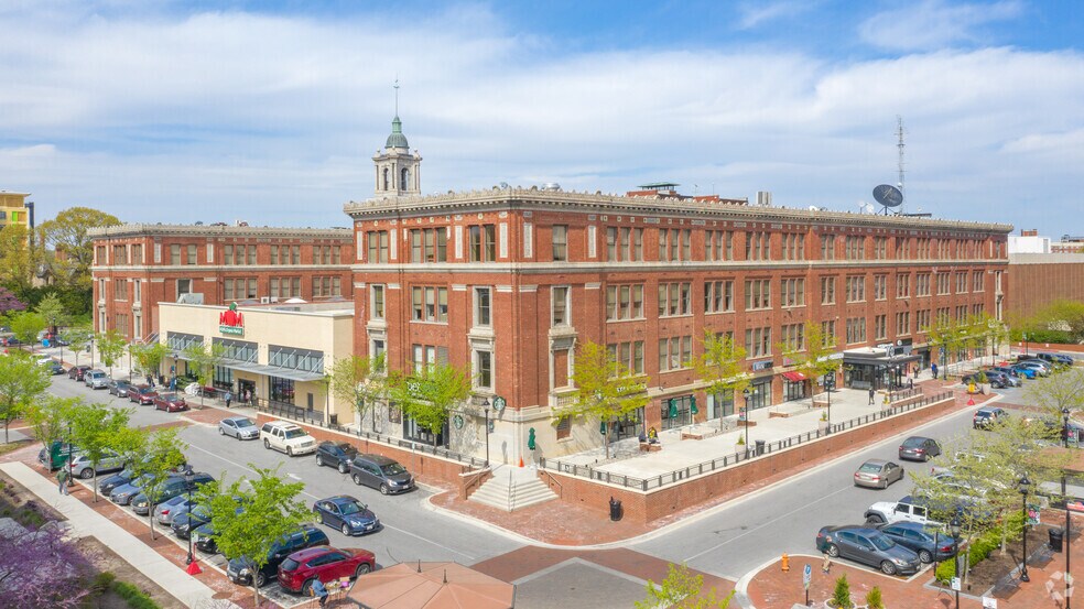 711 W 40th St, Baltimore, MD à louer - Photo principale – Image 1 sur 5