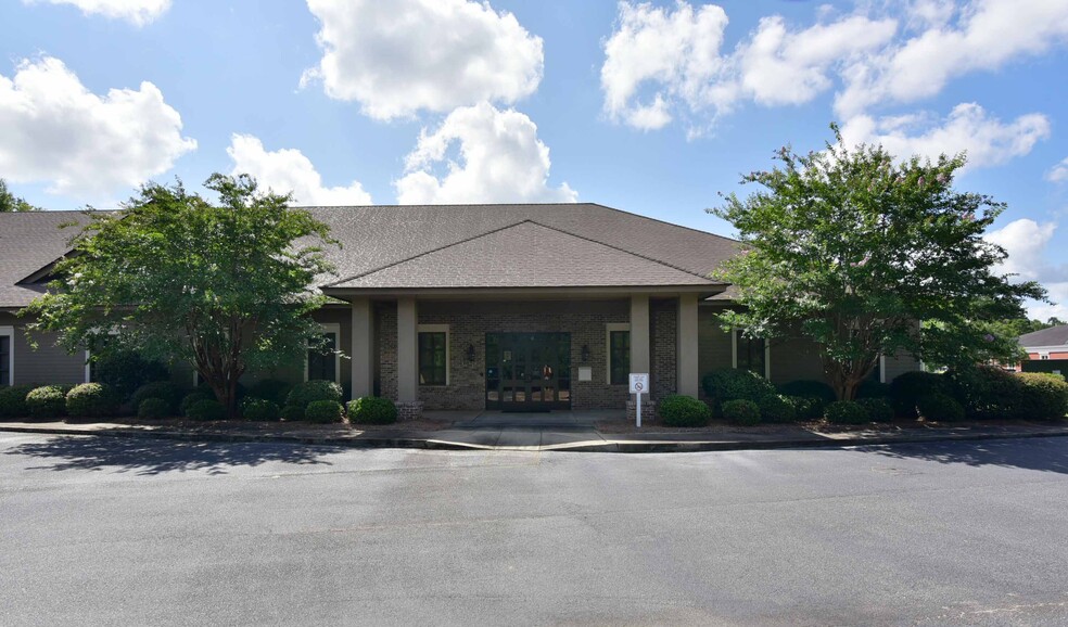 2810 Meredyth Dr, Albany, GA à louer - Photo de l’immeuble – Image 2 sur 39