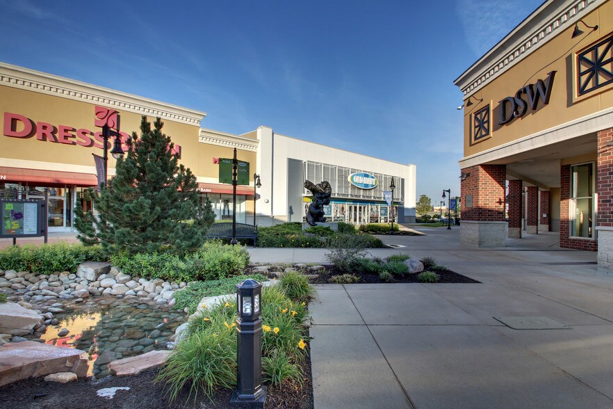 W American Prairie Dr, Peoria, IL à vendre - Photo de l’immeuble – Image 2 sur 10