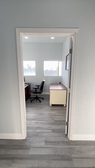 5564 Sepulveda Blvd, Culver City, CA à louer - Vidéo sur l’annonce professionnelle – Image 2 sur 12