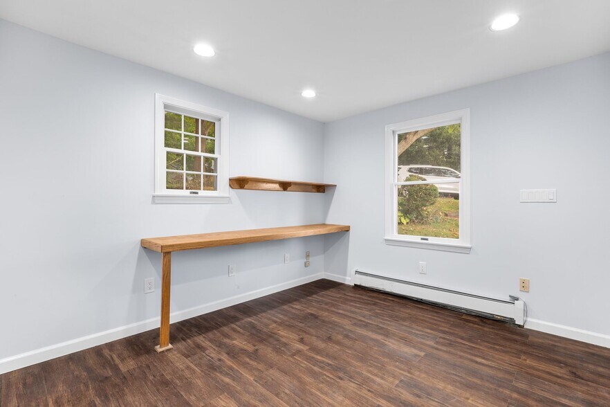 143 Boston Post Rd, Waterford, CT à louer - Photo de l’immeuble – Image 2 sur 18