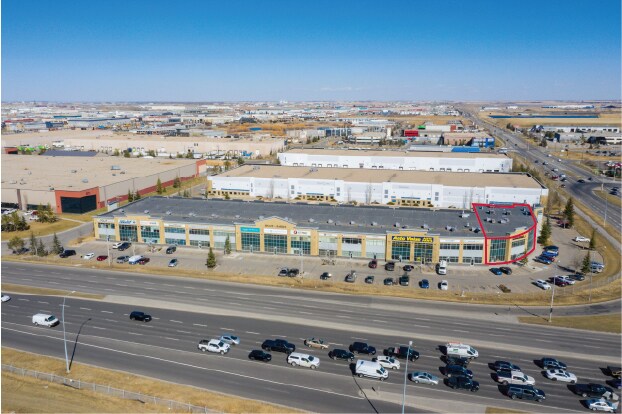 3953 112th Ave SE, Calgary, AB à louer - Photo de l’immeuble – Image 1 sur 6