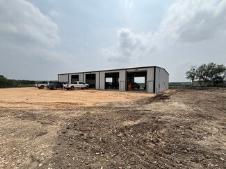 Plus de détails pour 22156 Old Nacogdoches Rd, New Braunfels, TX - Industriel/Logistique à louer