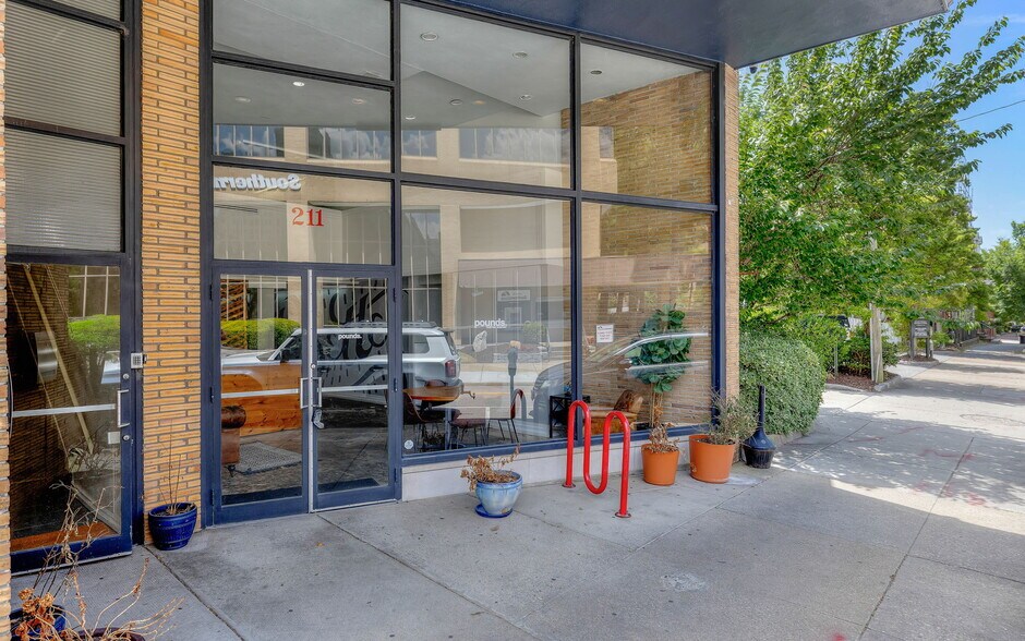 211 W Freemason St, Norfolk, VA à vendre - Photo de l’immeuble – Image 3 sur 36