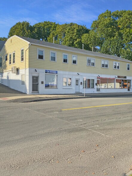 163 Lincoln Ave, Saugus, MA à louer - Photo de l’immeuble – Image 1 sur 3