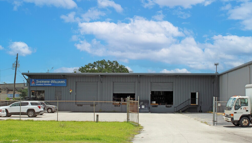 3055 Pennington Rd, Orlando, FL à louer - Photo de l’immeuble – Image 3 sur 5