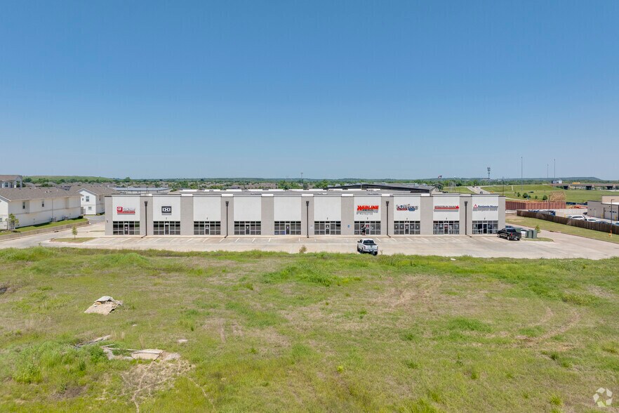 3402 W 114th St, Jenks, OK à louer - Photo de l’immeuble – Image 2 sur 5
