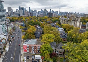 361 Davenport Rd, Toronto, ON - VUE AÉRIENNE  vue de carte - Image1