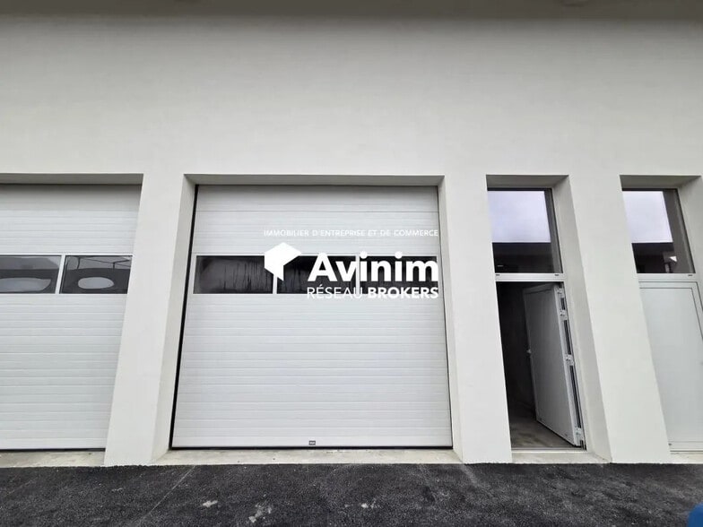 Industriel/Logistique dans Poisy à louer - Photo de l’immeuble – Image 3 sur 8