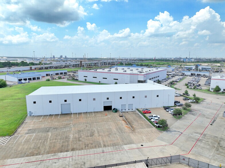4020 Flowserve Way, Pasadena, TX à vendre - Photo de l’immeuble – Image 3 sur 25