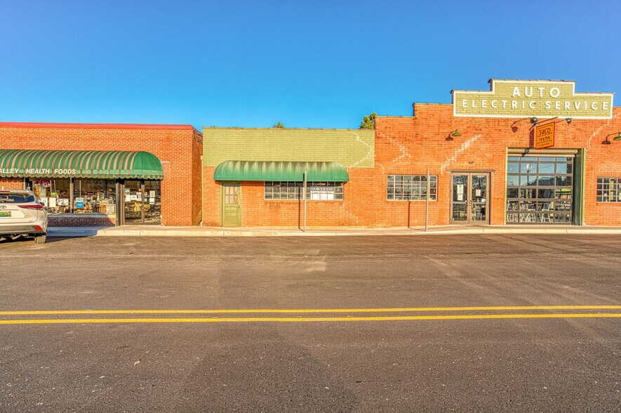 119 Cherry, Florence, AL à louer - Photo de l’immeuble – Image 3 sur 4