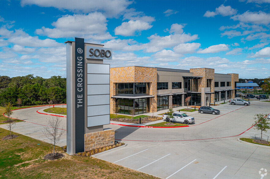 116 Herff Rd, Boerne, TX à louer - Photo de l’immeuble – Image 2 sur 9