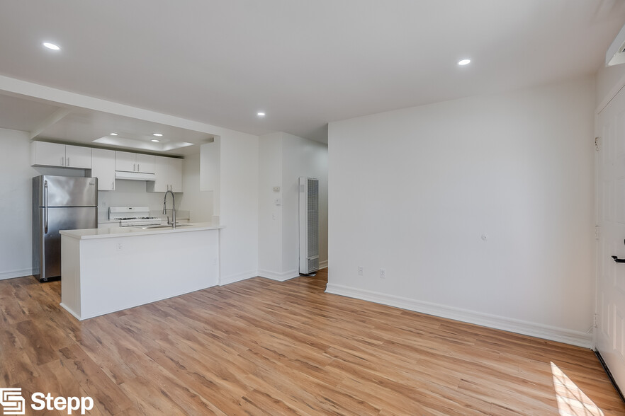 1948 Emerald St, San Diego, CA à vendre - Photo de l’immeuble – Image 3 sur 15