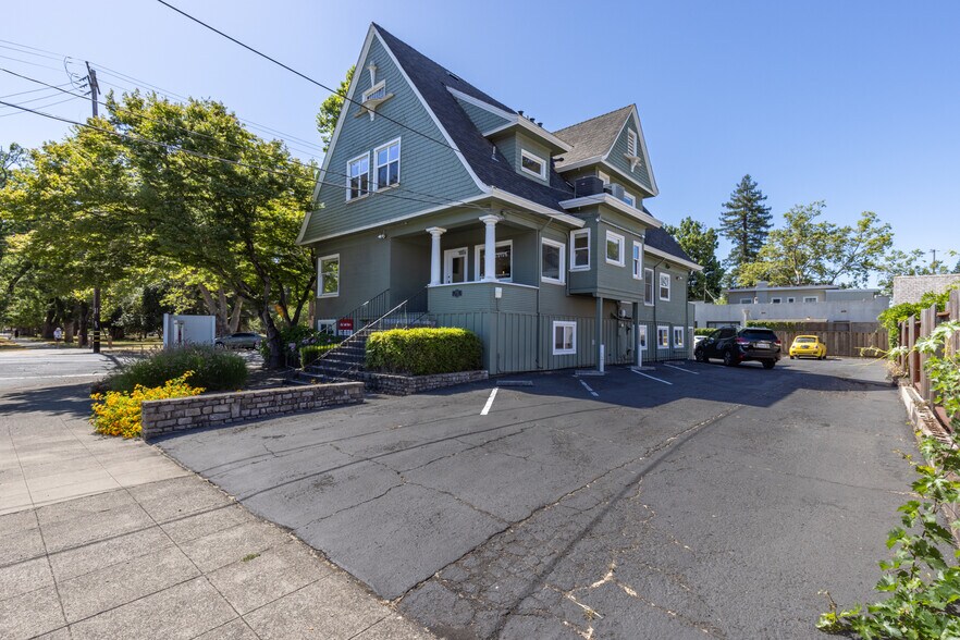 1801 Oak St, Napa, CA à vendre - Photo de l’immeuble – Image 2 sur 25