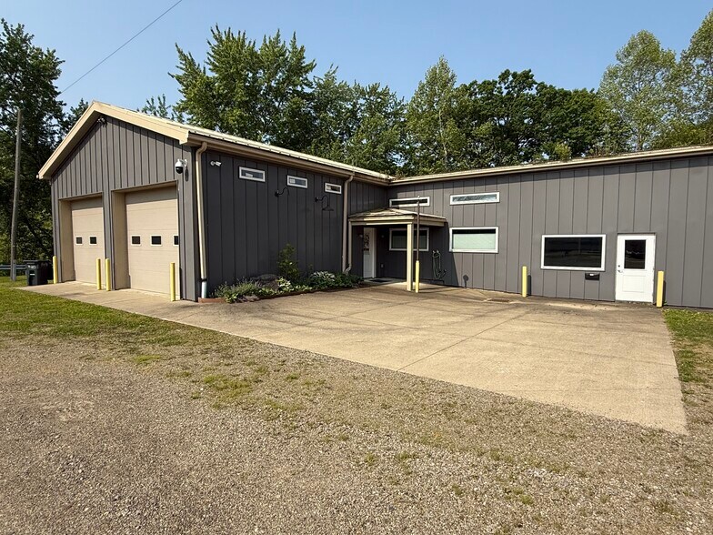 805 Atlantic Ave, Franklin, PA à vendre - Photo de l’immeuble – Image 1 sur 40