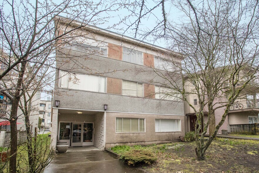 8741 Cartier St, Vancouver, BC à vendre - Photo principale – Image 1 sur 11
