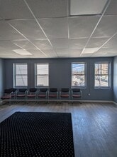 159 Commercial St, Lynn, MA à louer Photo intérieure– Image 1 sur 4
