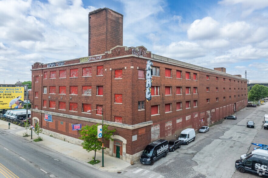 1534 S Western Ave, Chicago, IL à vendre - Photo principale – Image 1 sur 6