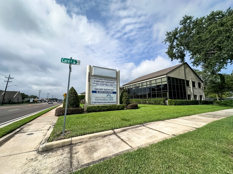 3003 S Florida Ave, Lakeland, FL à louer - Photo de l’immeuble – Image 3 sur 18