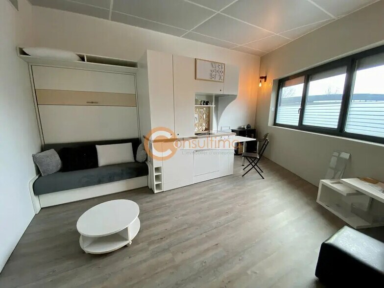 Bureau dans Bruges à louer - Photo de l’immeuble – Image 2 sur 7