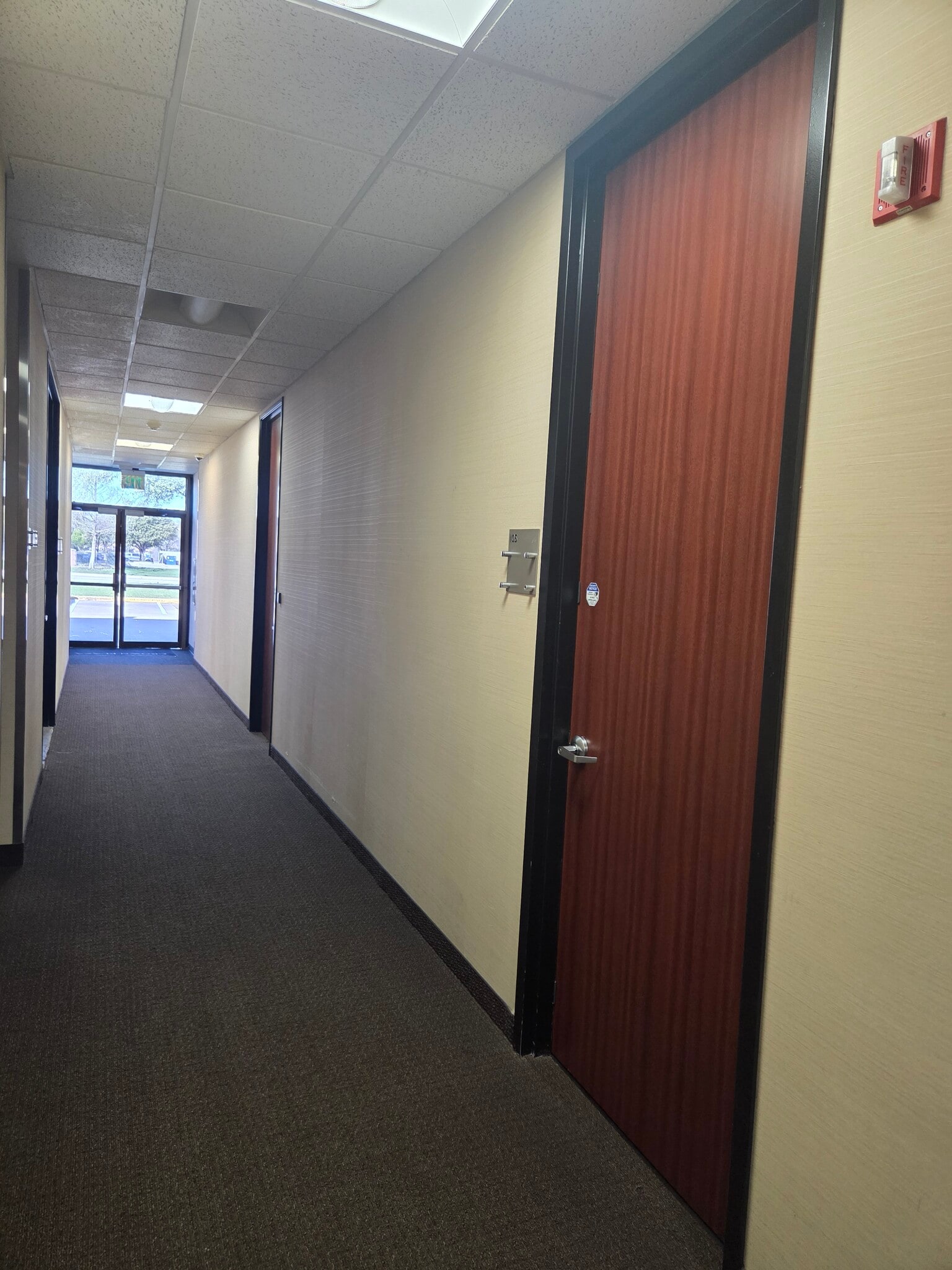 11498 Luna Rd, Farmers Branch, TX à louer Photo intérieure– Image 1 sur 14