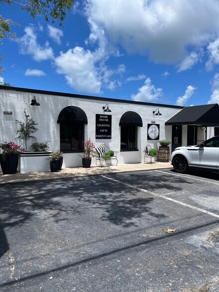 2058-2062 Bayshore Blvd, Dunedin, FL à louer - Photo de l’immeuble – Image 3 sur 16