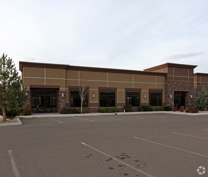 5305 Reno Corporate Dr, Reno, NV à louer - Photo de l’immeuble – Image 3 sur 3