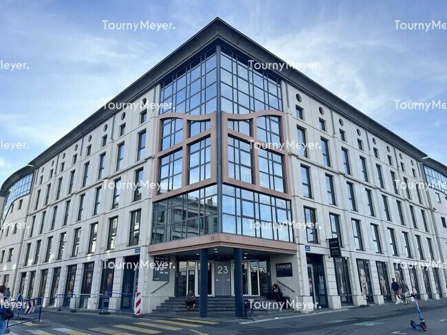 Plus de détails pour Bureau à louer