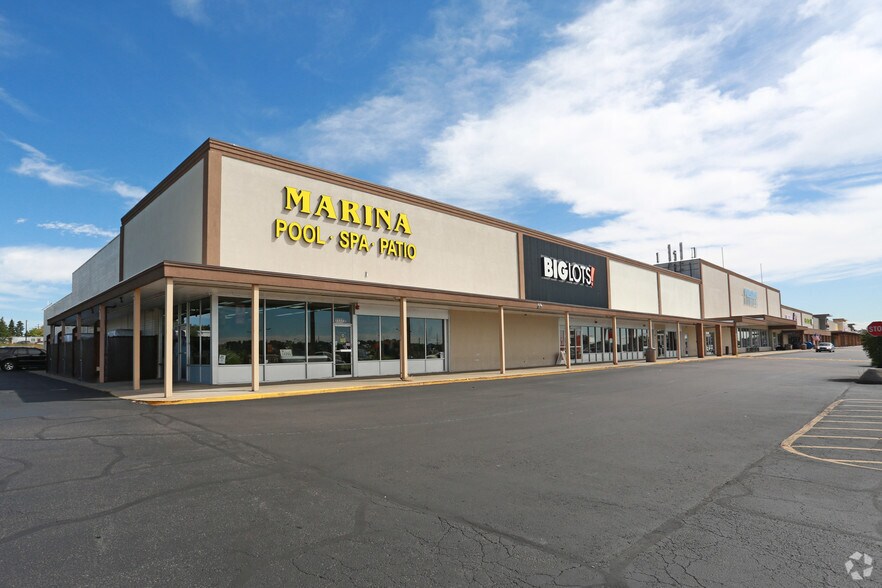 7700-7893 W Jewell Ave, Lakewood, CO à louer - Photo principale – Image 1 sur 31